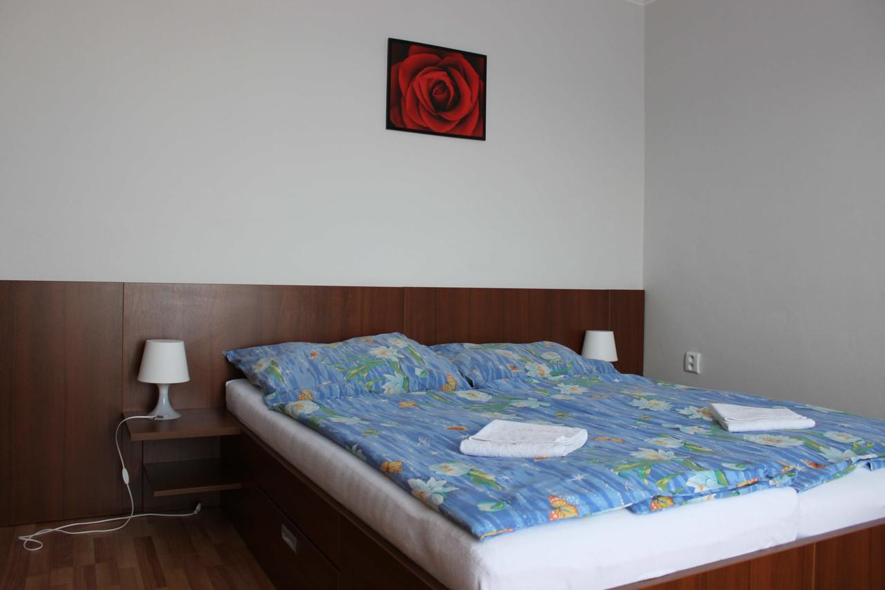 Appartement Privat Arcadia à Podhájska Extérieur photo
