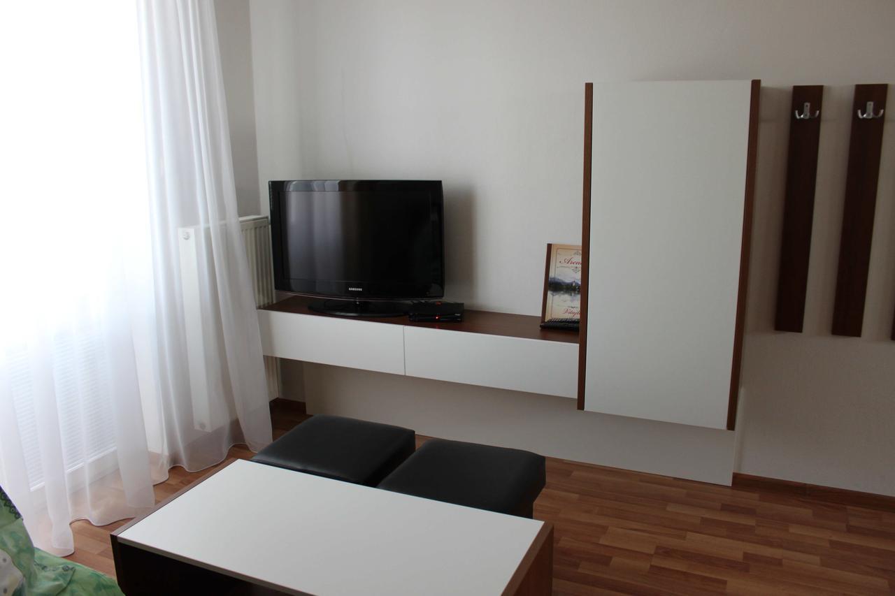 Appartement Privat Arcadia à Podhájska Extérieur photo