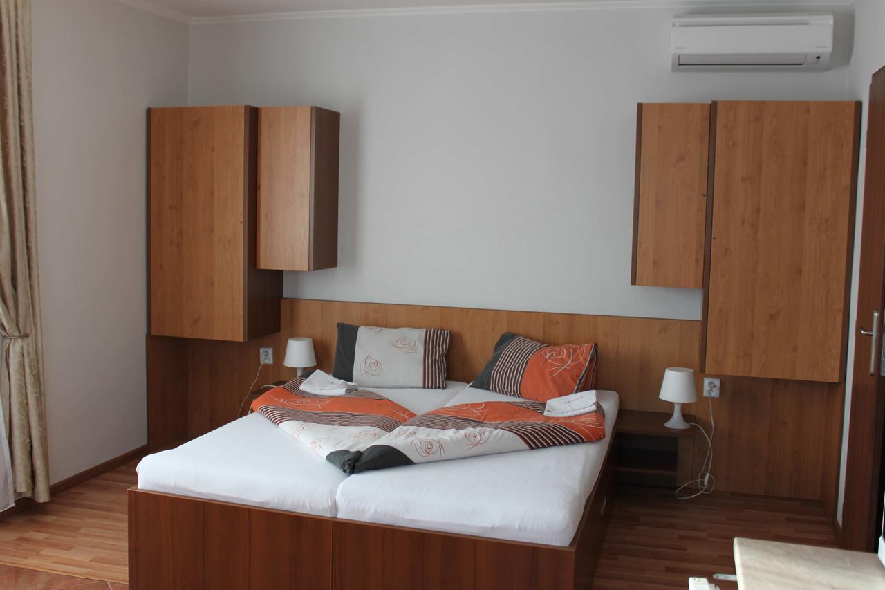Appartement Privat Arcadia à Podhájska Extérieur photo