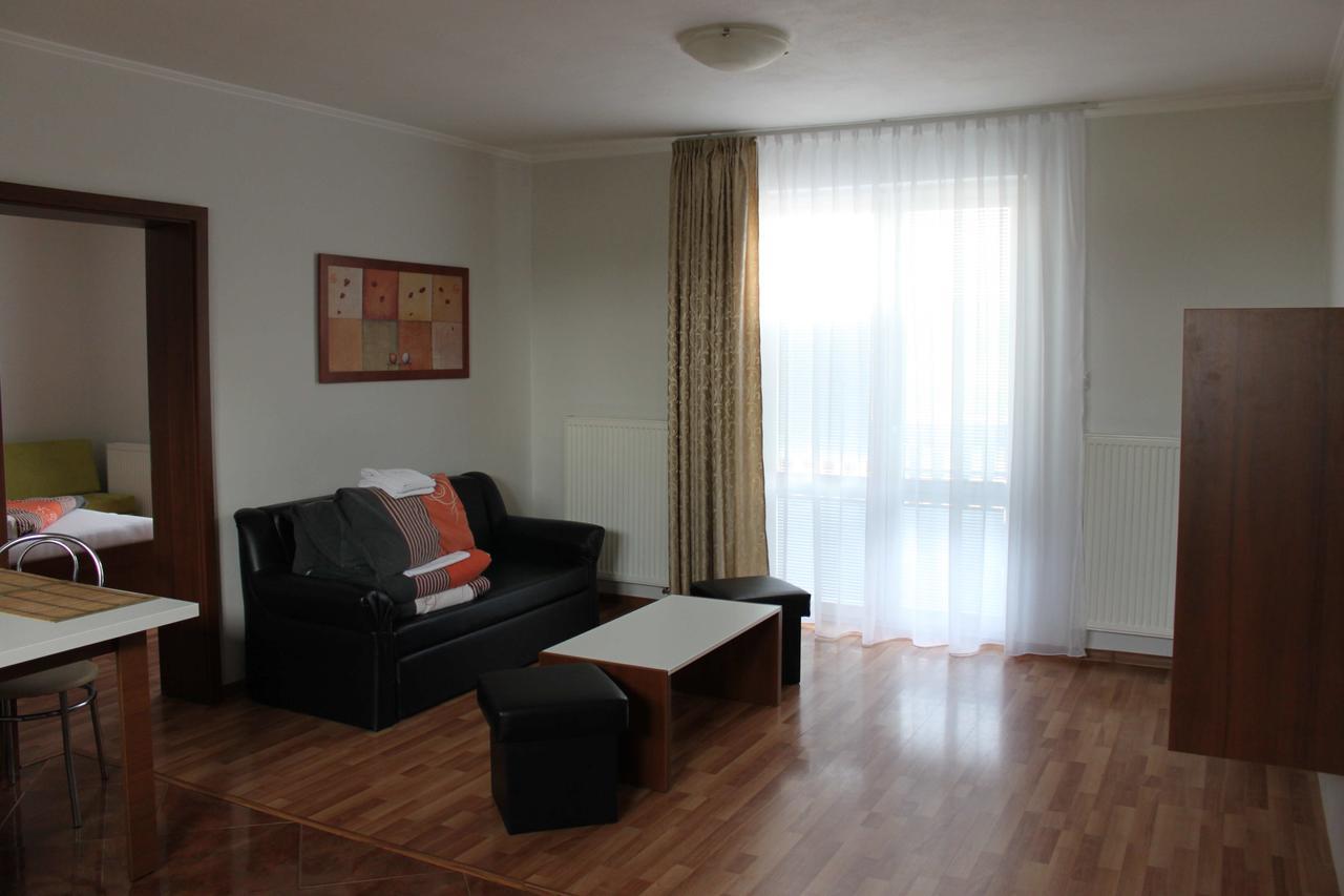 Appartement Privat Arcadia à Podhájska Extérieur photo