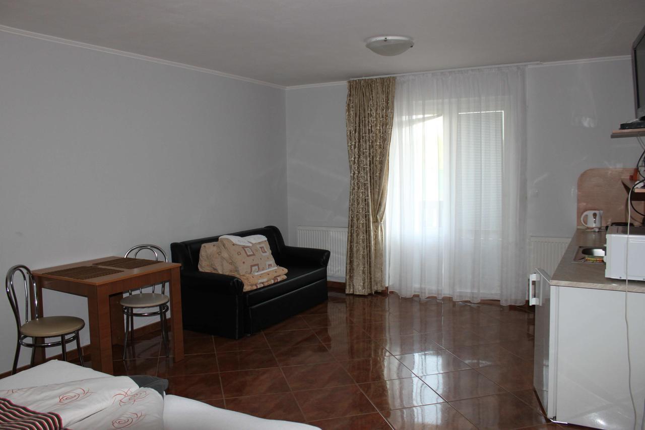 Appartement Privat Arcadia à Podhájska Extérieur photo